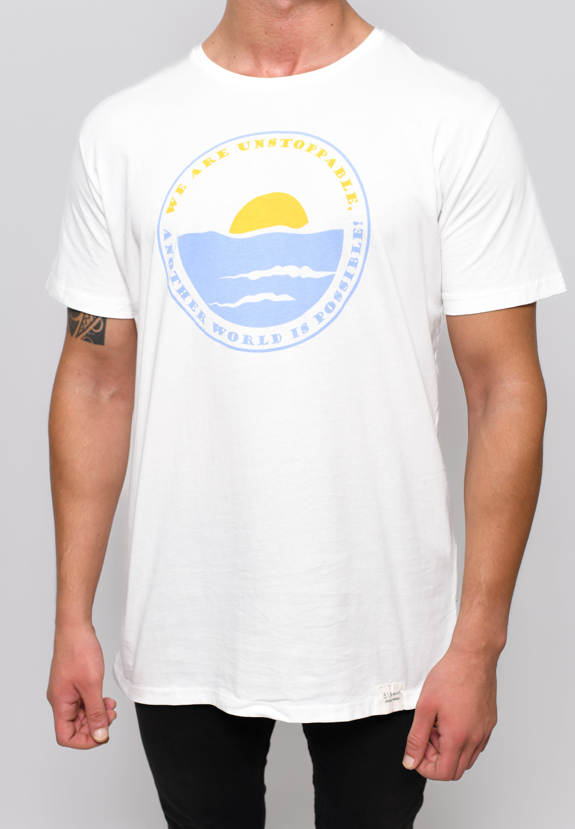 SOMWR UNSTOPPABLE T-Shirt UND001