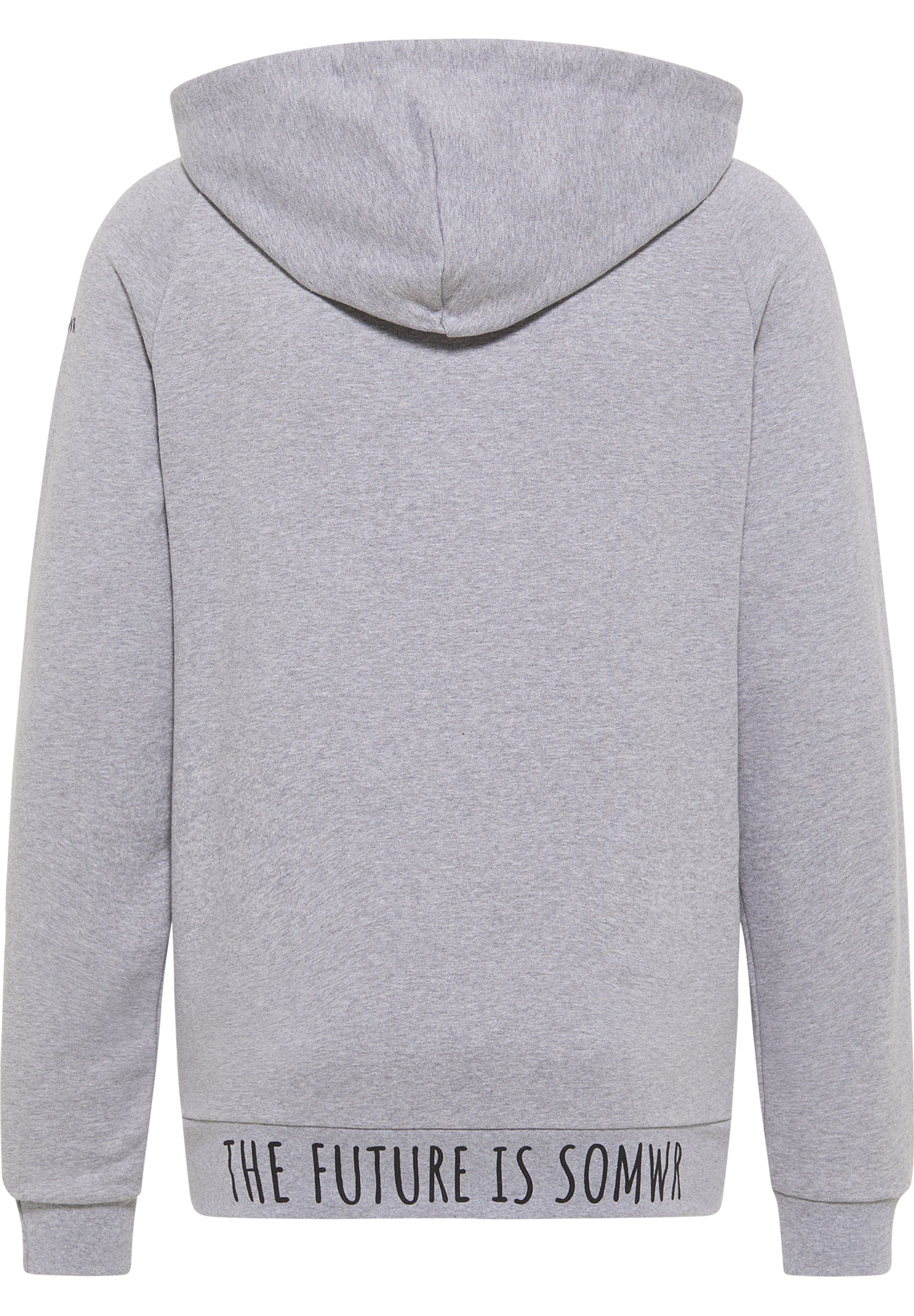 ZIP UP