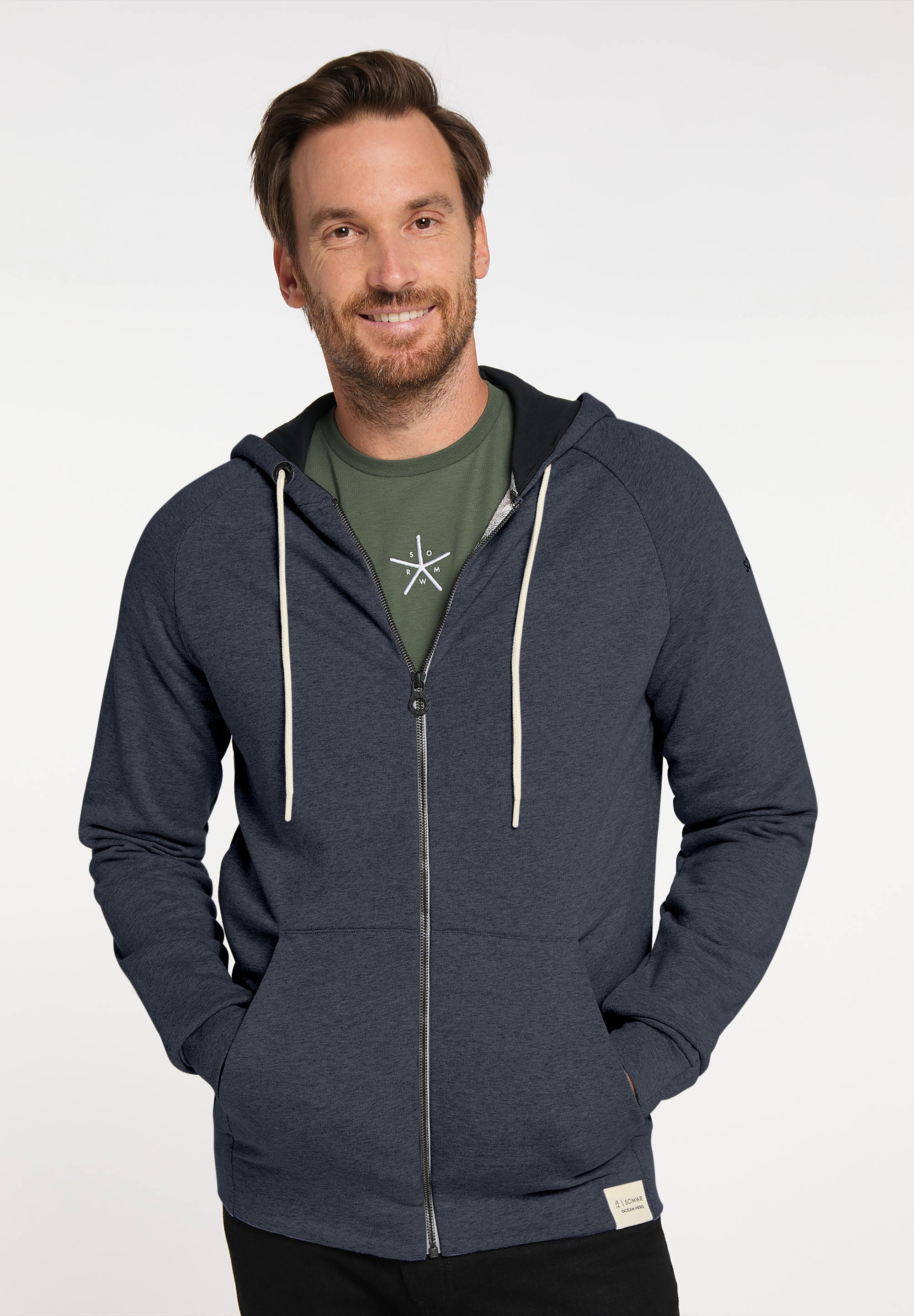 ZIP UP