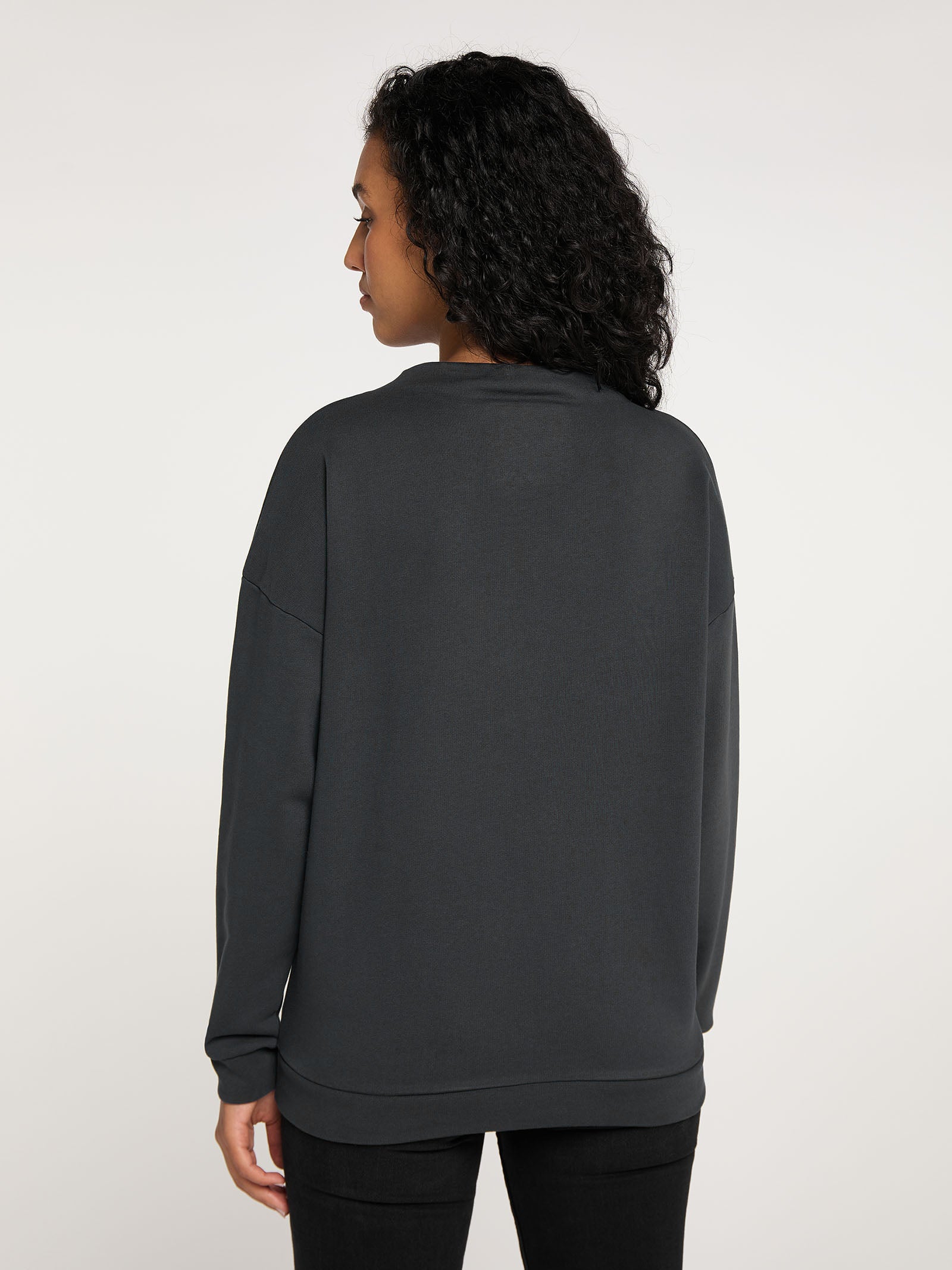 SOMWR OPPORTUNITY Sweater BLK000