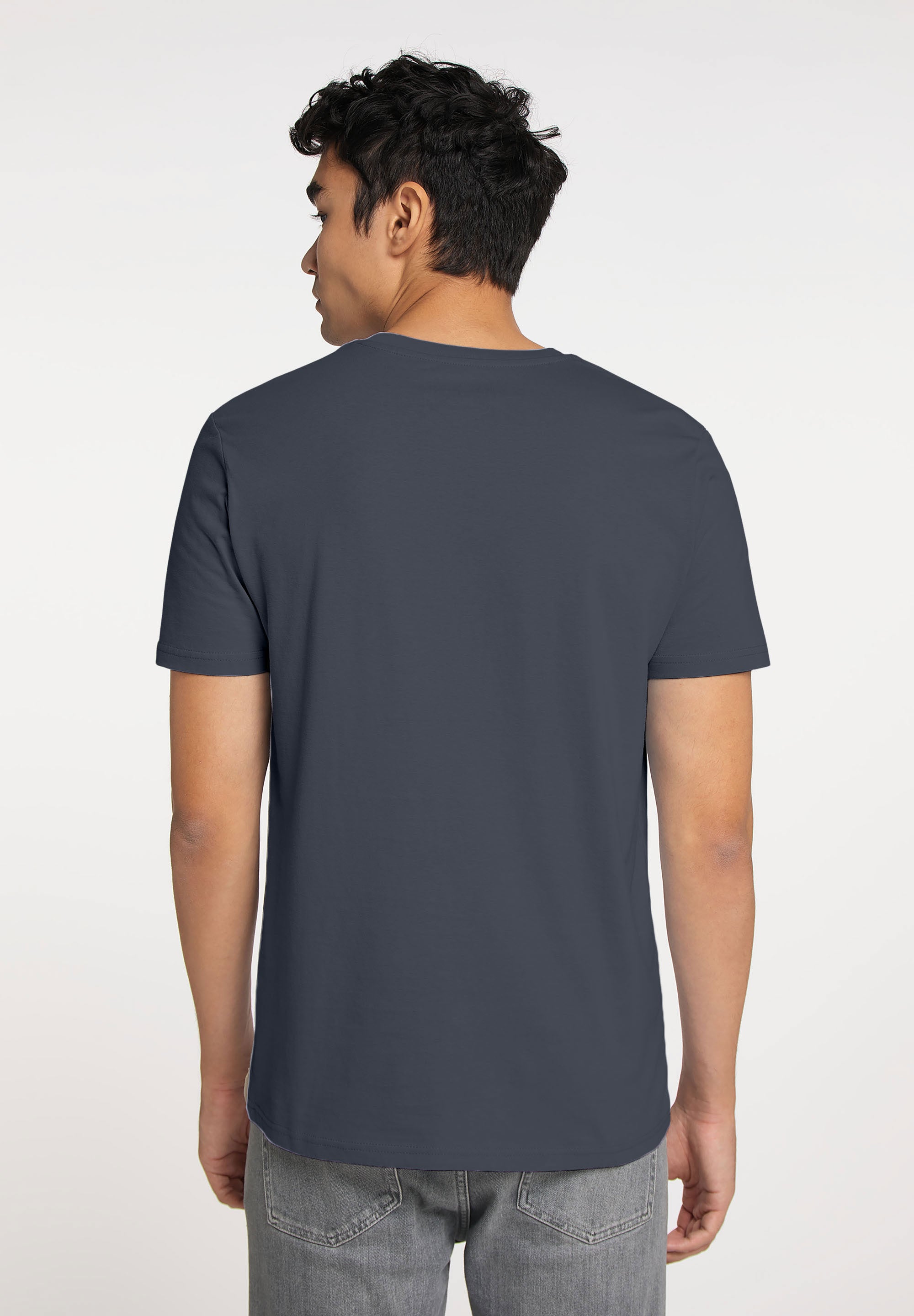 SOMWR REMOTE TEE T-Shirt NVY009