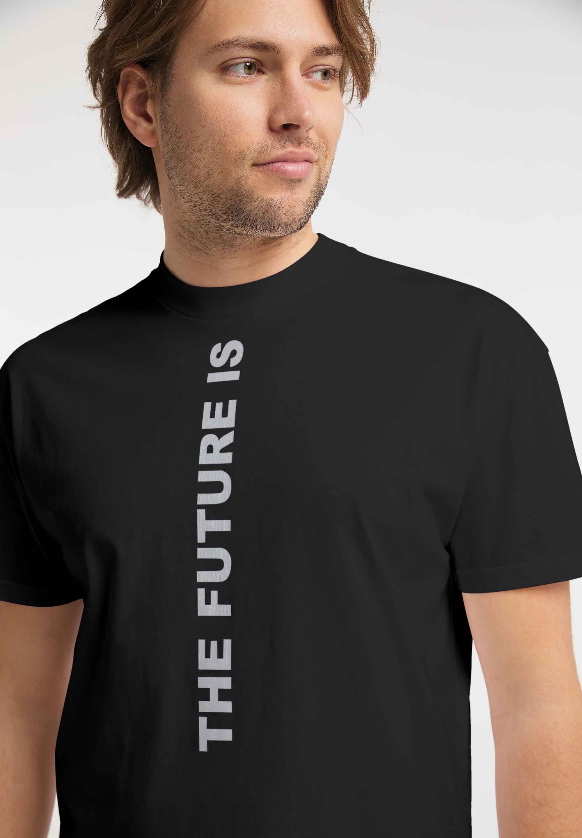 SOMWR THE FUTURE IS SOMWR T-Shirt BLK000